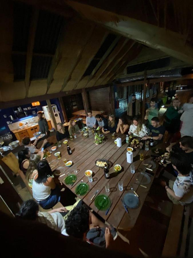Mar De Fondo Hostel Punta Del Diablo Bagian luar foto