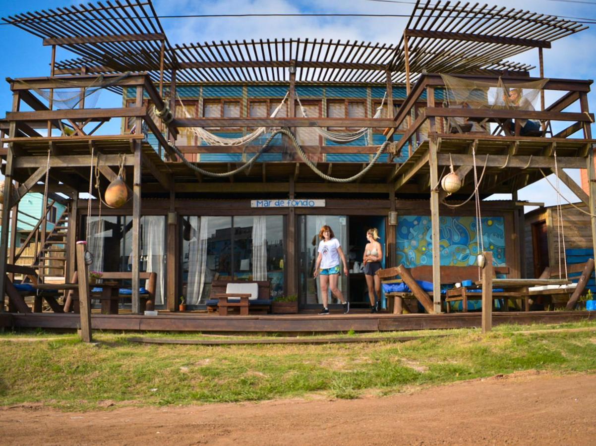 Mar De Fondo Hostel Punta Del Diablo Bagian luar foto